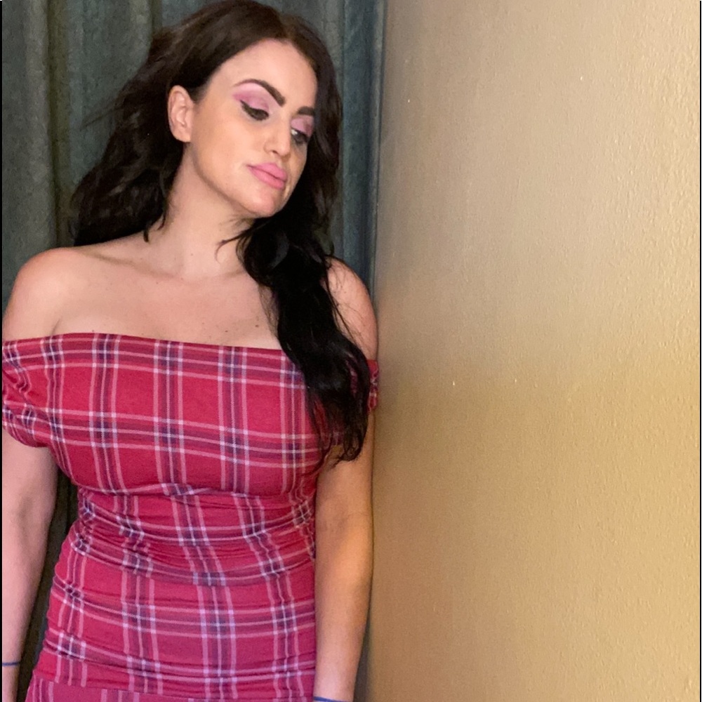 ❣️ PLAID DRESS ❣️ - Picture 3 of 6